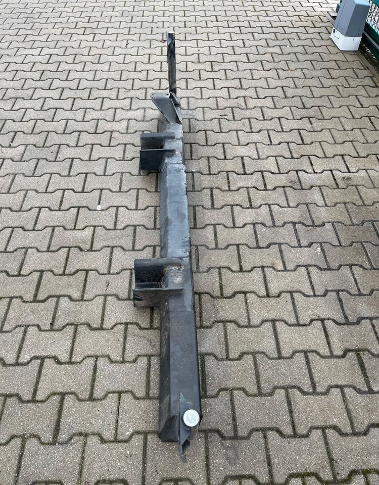 Belka przednia MAN TGL TG3 nowy model zderzak - Karosseri og eksteriør for Lastebil: bilde 5 Belka przednia MAN TGL TG3 nowy model zderzak - Karosseri og eksteriør for Lastebil: bilde 5