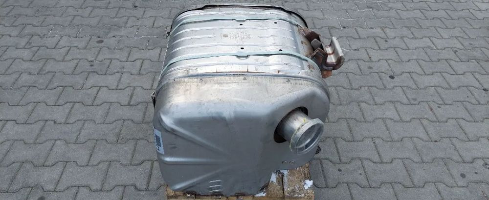 IVECO EUROCARGO EURO 6 KATALIZATOR TŁUMIK NOWY 5801833244 - Katalysator for Lastebil: bilde 4 IVECO EUROCARGO EURO 6 KATALIZATOR TŁUMIK NOWY 5801833244 - Katalysator for Lastebil: bilde 4