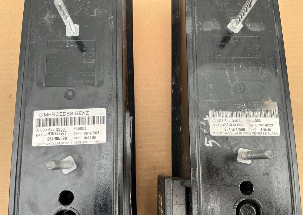 Lampa tylna LED Mercedes Actros MP5 MP 5 jak NOWA - Lys/ Belysning for Lastebil: bilde 3 Lampa tylna LED Mercedes Actros MP5 MP 5 jak NOWA - Lys/ Belysning for Lastebil: bilde 3