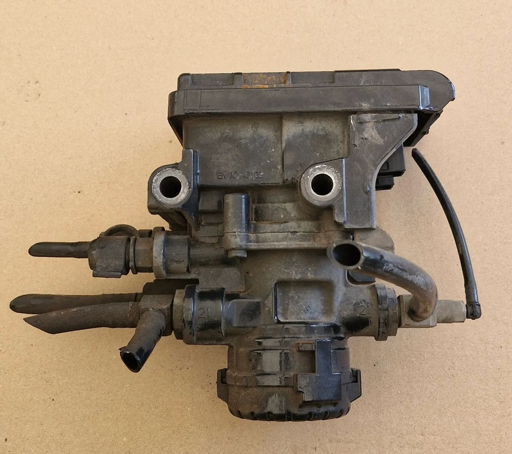 MAN TG3 TGX MODULATOR ZAWÓR EPB 81.52315-6217 - Bremsedeler: bilde 1 MAN TG3 TGX MODULATOR ZAWÓR EPB 81.52315-6217 - Bremsedeler: bilde 1