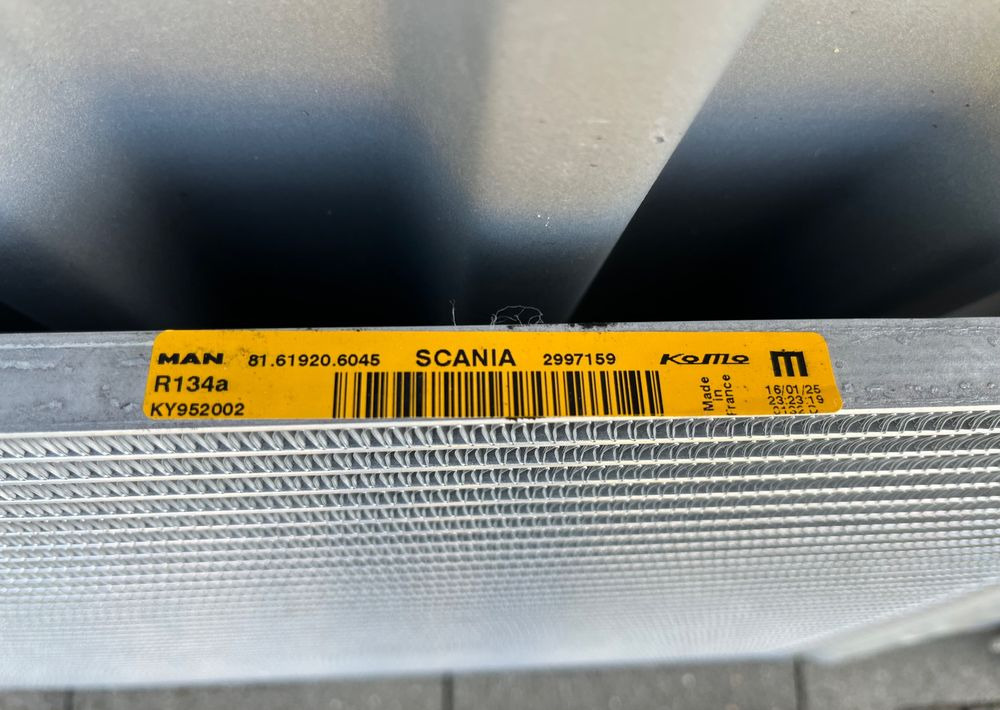 NOWA Chłodnica klimatyzacji MAN TG3 TGX TGS nowy model skraplacz - Kondensator for Lastebil: bilde 2 NOWA Chłodnica klimatyzacji MAN TG3 TGX TGS nowy model skraplacz - Kondensator for Lastebil: bilde 2