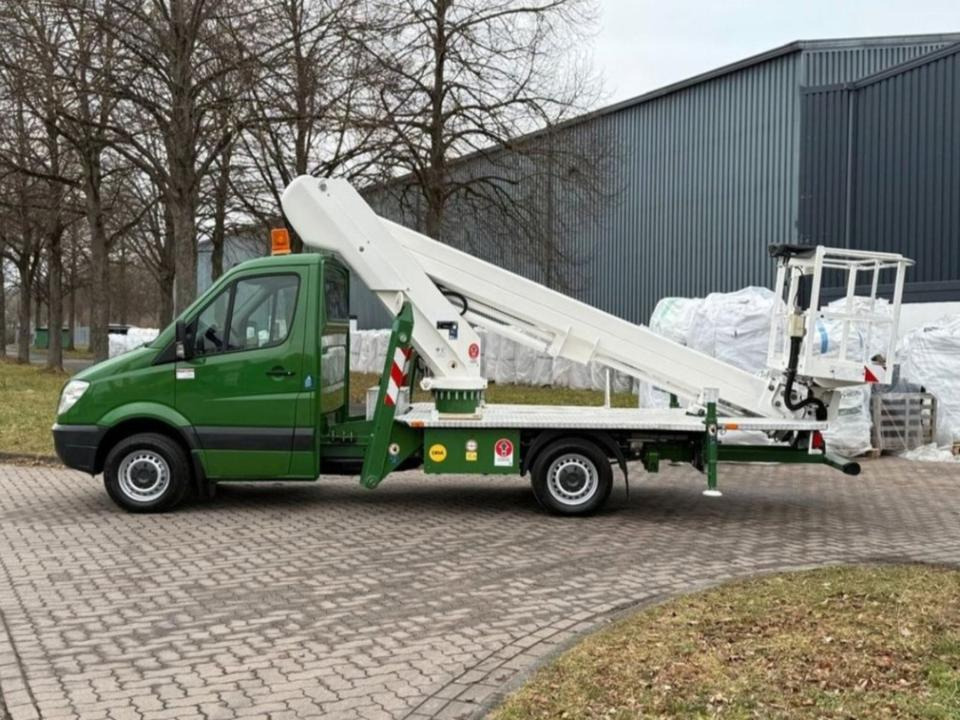 Arbeitsbühne Hubsteiger Hebebühne Mieten Leihen 3,5t 22m - Billift: bilde 3 Arbeitsbühne Hubsteiger Hebebühne Mieten Leihen 3,5t 22m - Billift: bilde 3