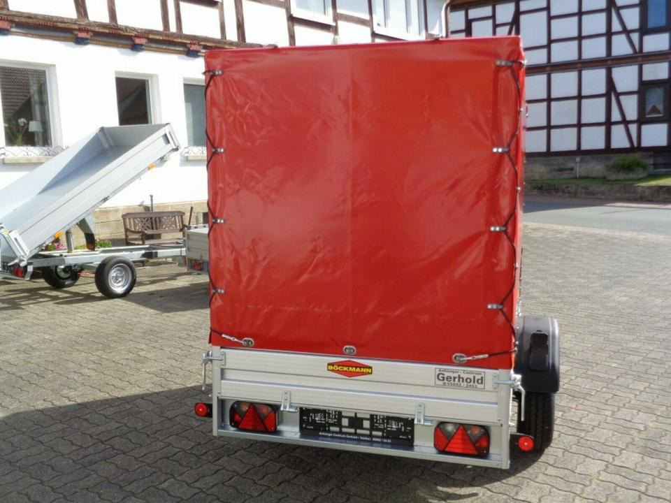 Böckmann PKW-Anhänger Plane Spriegel, 1,35to,100 km/h - Biltilhenger: bilde 4 Böckmann PKW-Anhänger Plane Spriegel, 1,35to,100 km/h - Biltilhenger: bilde 4