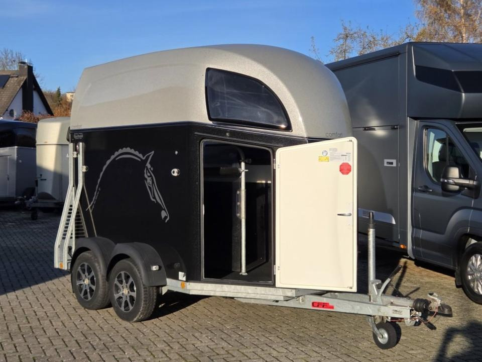 Böckmann Pferdeanhänger, Comfort, Alub. Sattelk. 100 km/h, top - Hestehenger: bilde 2 Böckmann Pferdeanhänger, Comfort, Alub. Sattelk. 100 km/h, top - Hestehenger: bilde 2