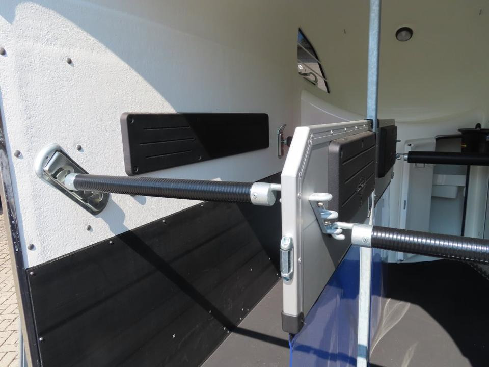 Hestehenger Böckmann Pferdeanhänger,Master-WCF, Flügeltür, SaKa. 100 km/h: bilde 6 Hestehenger Böckmann Pferdeanhänger,Master-WCF, Flügeltür, SaKa. 100 km/h: bilde 6