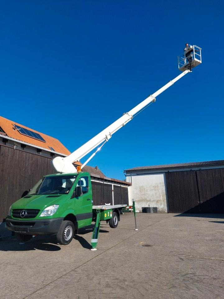 Mercedes Wumag Arbeitsbühne Hubsteiger Hebebühne 3,5t 22m - Billift: bilde 2 Mercedes Wumag Arbeitsbühne Hubsteiger Hebebühne 3,5t 22m - Billift: bilde 2