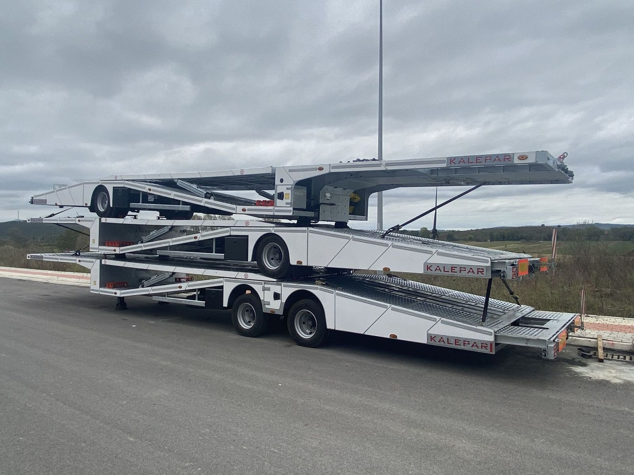 KALEPAR KLP119V4 4er-Autotransporter 1xAchse VDI - Transporter semitrailer: bilde 3 KALEPAR KLP119V4 4er-Autotransporter 1xAchse VDI - Transporter semitrailer: bilde 3