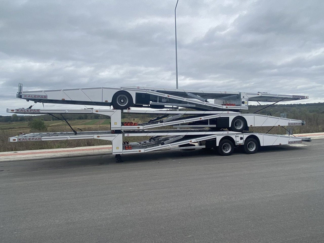 KALEPAR KLP119V4 4er-Autotransporter 1xAchse VDI - Transporter semitrailer: bilde 2 KALEPAR KLP119V4 4er-Autotransporter 1xAchse VDI - Transporter semitrailer: bilde 2