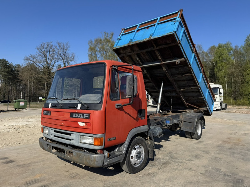 DAF 45 ATI 160 (FULL STEEL SUSPENSION / MANUAL PUMP / EURO 2) - Tippbil: bilde 1 DAF 45 ATI 160 (FULL STEEL SUSPENSION / MANUAL PUMP / EURO 2) - Tippbil: bilde 1