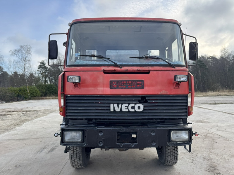 Iveco Magirus 180-23 (GRAND PONT / 4X4 / LAMES / POMPE MANUELLE) - Tippbil: bilde 2 Iveco Magirus 180-23 (GRAND PONT / 4X4 / LAMES / POMPE MANUELLE) - Tippbil: bilde 2