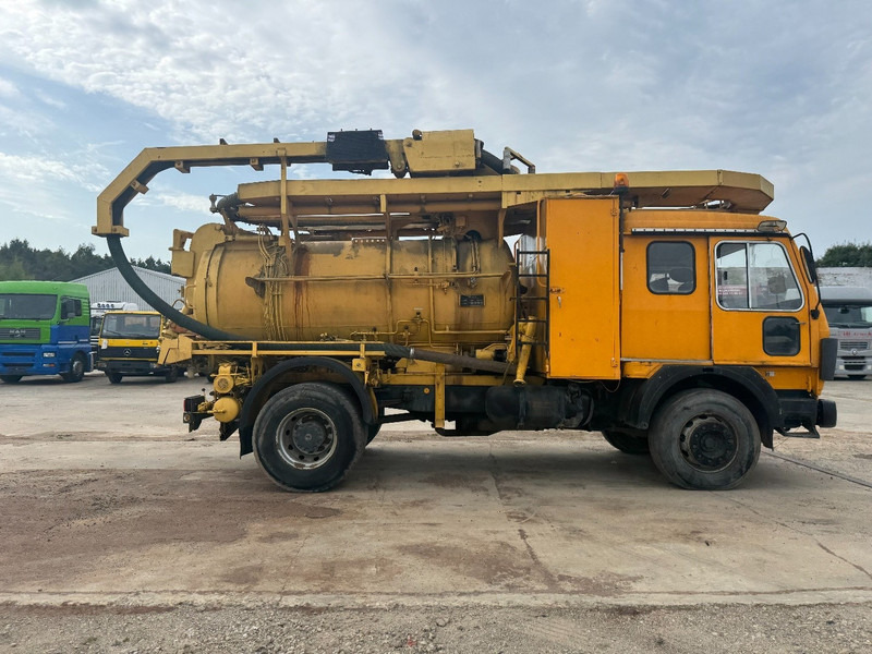 Mercedes-Benz SK 1617 (GRAND PONT / LAMES / 10.000L / 6 CYLINDRE / POMPE MANUELLE) - Vakuum lastebil: bilde 4 Mercedes-Benz SK 1617 (GRAND PONT / LAMES / 10.000L / 6 CYLINDRE / POMPE MANUELLE) - Vakuum lastebil: bilde 4