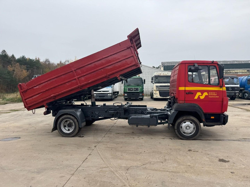 Mercedes-Benz SK 814 (FULL STEEL SUSPENSION / MANUAL GEARBOX / 3-SIDE TIPPER) - Tippbil: bilde 4 Mercedes-Benz SK 814 (FULL STEEL SUSPENSION / MANUAL GEARBOX / 3-SIDE TIPPER) - Tippbil: bilde 4