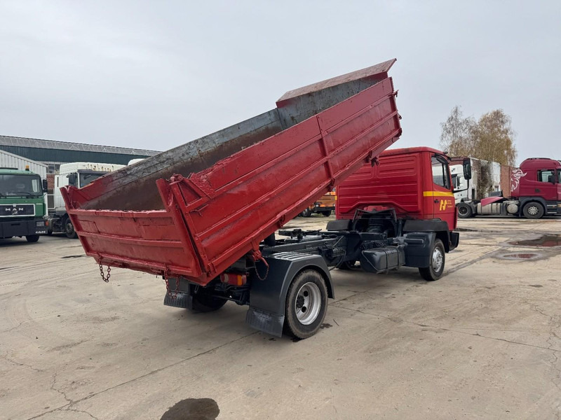 Mercedes-Benz SK 814 (FULL STEEL SUSPENSION / MANUAL GEARBOX / 3-SIDE TIPPER) - Tippbil: bilde 5 Mercedes-Benz SK 814 (FULL STEEL SUSPENSION / MANUAL GEARBOX / 3-SIDE TIPPER) - Tippbil: bilde 5