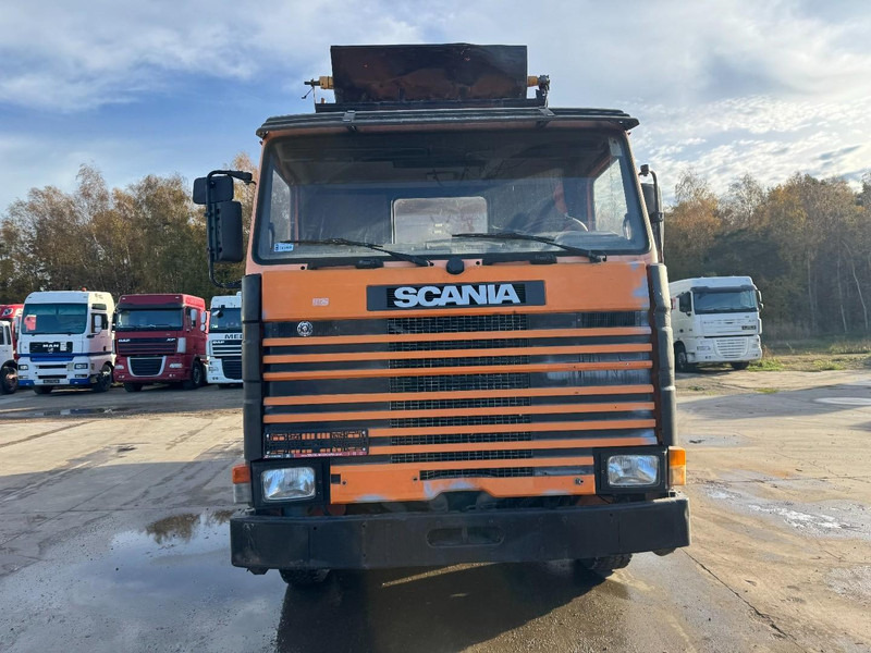 Scania 93 - 280 (STEEL SUSPENSION / SUSPENSION LAMES / 6 CYLINDER / 6X4) - Tippbil: bilde 2 Scania 93 - 280 (STEEL SUSPENSION / SUSPENSION LAMES / 6 CYLINDER / 6X4) - Tippbil: bilde 2