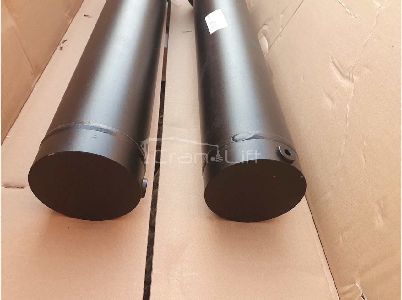Siłownik, cylinder obrotu Epsilon Q150L, Q150Z, Q170, Q180 YE06006_425 - Hydraulisk sylinder for Lastebilkran: bilde 3 Siłownik, cylinder obrotu Epsilon Q150L, Q150Z, Q170, Q180 YE06006_425 - Hydraulisk sylinder for Lastebilkran: bilde 3