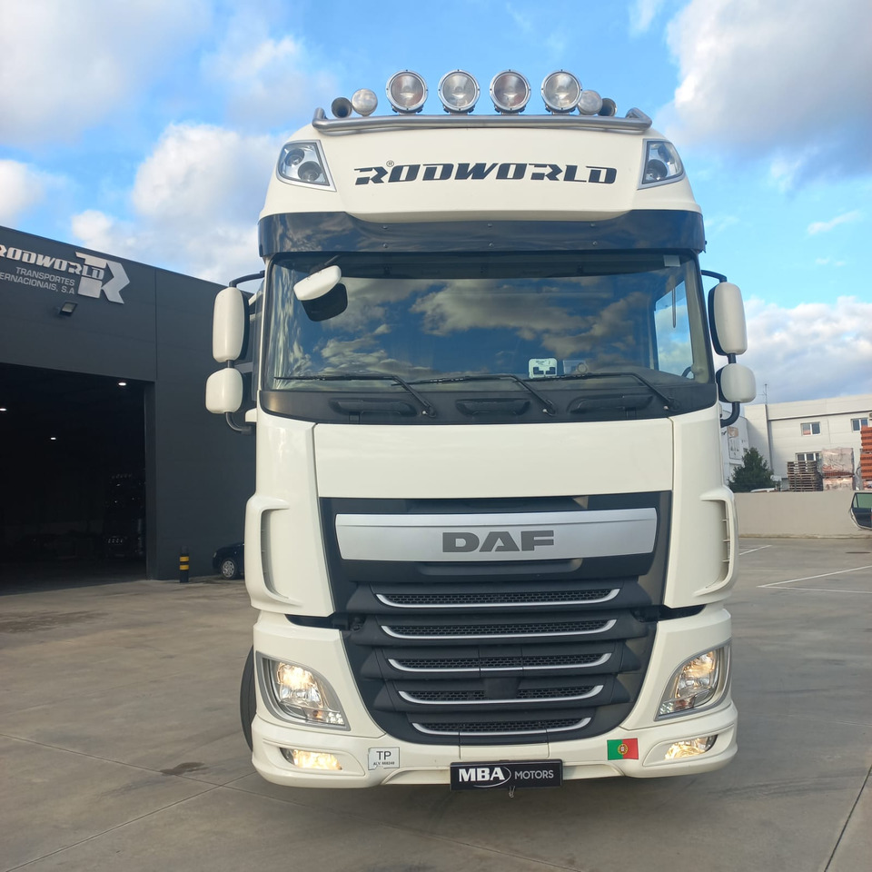 DAF 460 - Trekkvogn: bilde 1 DAF 460 - Trekkvogn: bilde 1