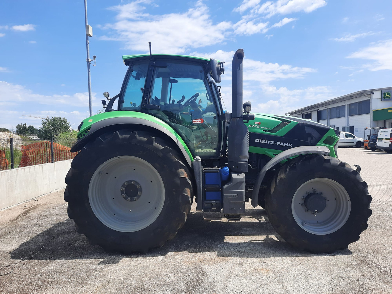 DEUTZ-FAHR AGROTRON 6175 TTV - Traktor: bilde 3 DEUTZ-FAHR AGROTRON 6175 TTV - Traktor: bilde 3