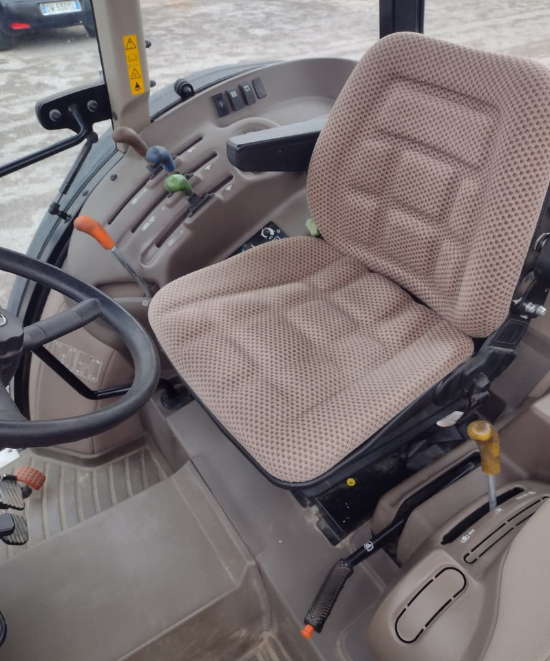 JOHN DEERE 5090 G - Traktor: bilde 5 JOHN DEERE 5090 G - Traktor: bilde 5