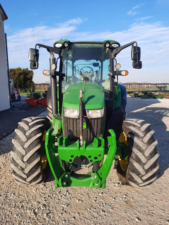 JOHN DEERE 5100 R - Traktor: bilde 3 JOHN DEERE 5100 R - Traktor: bilde 3