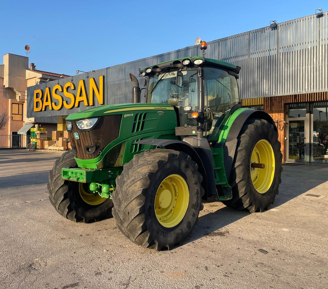 JOHN DEERE 6190 R - Traktor: bilde 1 JOHN DEERE 6190 R - Traktor: bilde 1