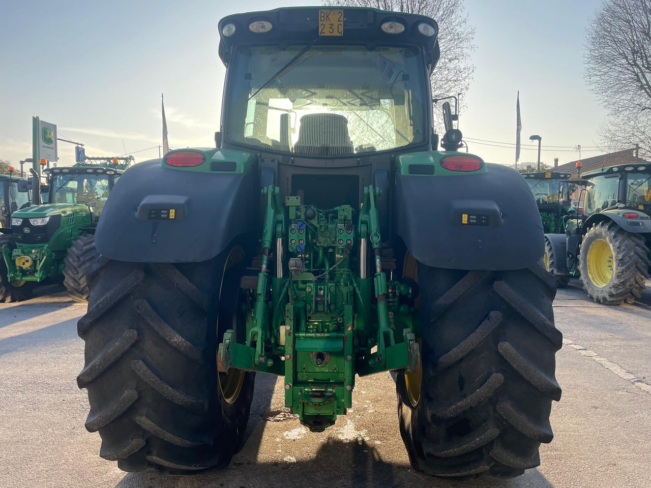 JOHN DEERE 6190 R - Traktor: bilde 4 JOHN DEERE 6190 R - Traktor: bilde 4