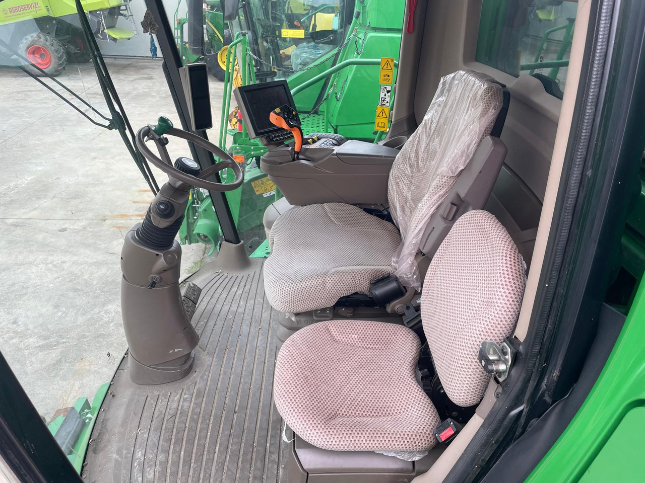 JOHN DEERE MIETITREBBIA S 780 - Skurtresker: bilde 3 JOHN DEERE MIETITREBBIA S 780 - Skurtresker: bilde 3