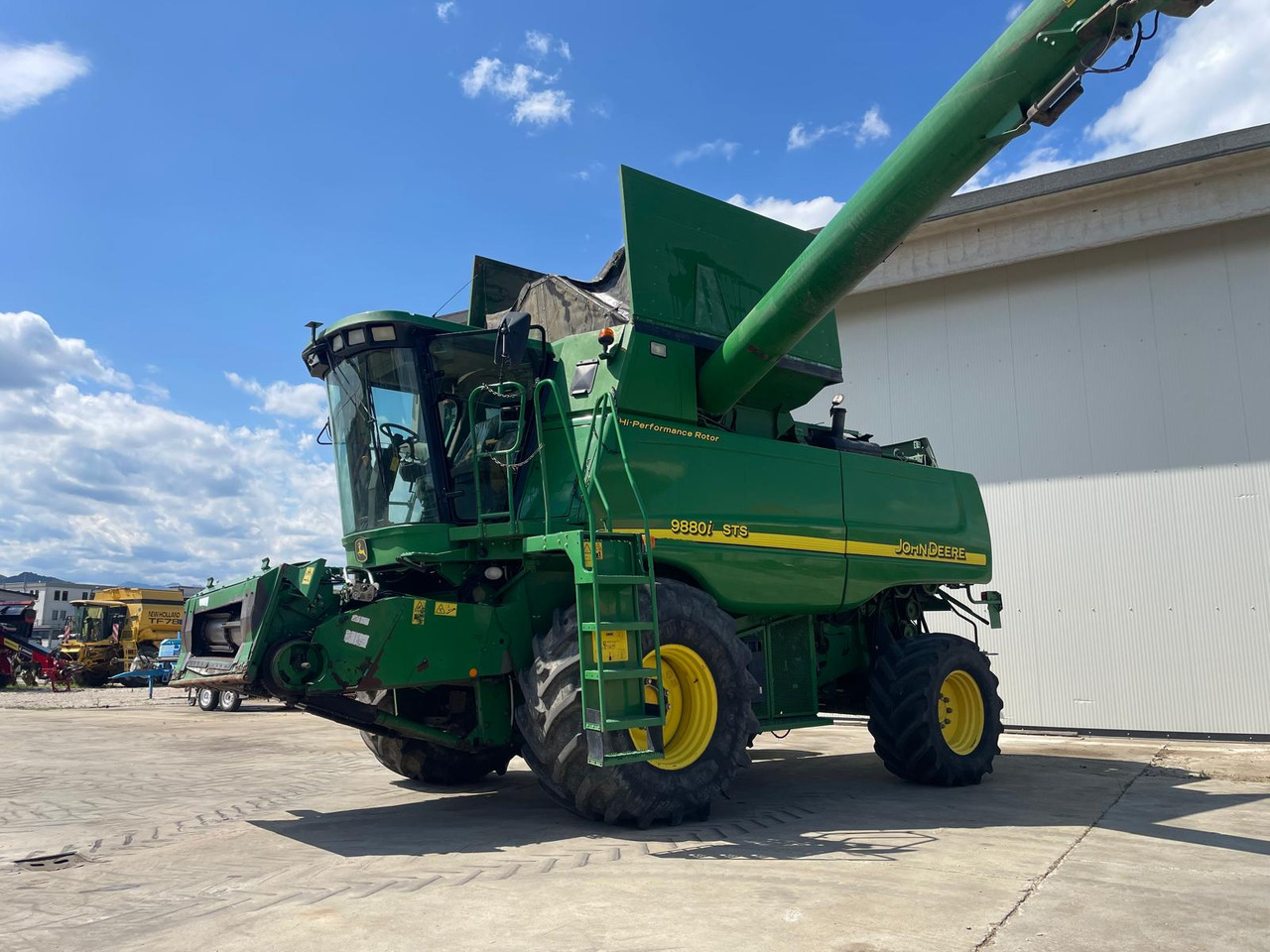 JOHN DEERE MIETITREBBIA STS 9880 - Skurtresker: bilde 1 JOHN DEERE MIETITREBBIA STS 9880 - Skurtresker: bilde 1