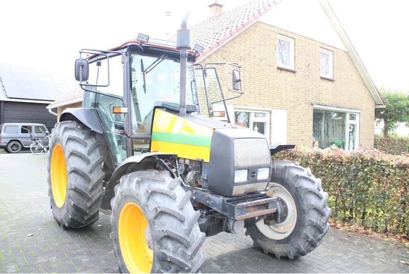 Valtra 900 - Traktor: bilde 1 Valtra 900 - Traktor: bilde 1