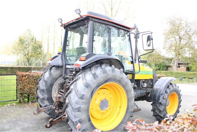 Valtra 900 - Traktor: bilde 4 Valtra 900 - Traktor: bilde 4