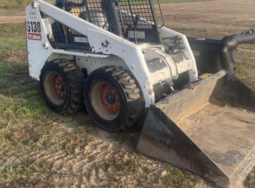BOBCAT S130 - Kompaktlaster: bilde 1 BOBCAT S130 - Kompaktlaster: bilde 1
