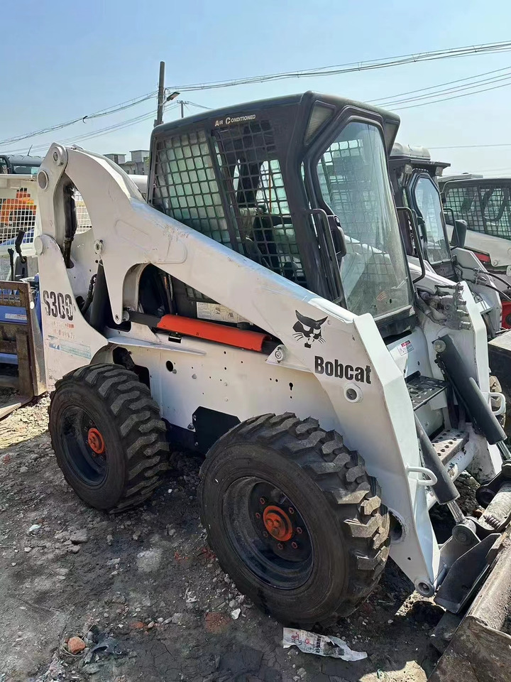 BOBCAT S300 - Kompaktlaster: bilde 4 BOBCAT S300 - Kompaktlaster: bilde 4