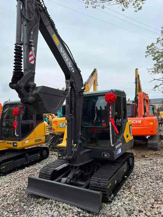 China Brand Used Volvo EC60D Mini Excavator 6ton Crawler Earth Digger Machine for Sale - Beltegraver: bilde 2 China Brand Used Volvo EC60D Mini Excavator 6ton Crawler Earth Digger Machine for Sale - Beltegraver: bilde 2