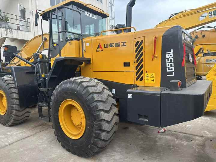 China Famous Brand SDLG Used SDLG 958L Wheel Loader Running Working Condition Low Price for Sale - Hjullaster: bilde 3 China Famous Brand SDLG Used SDLG 958L Wheel Loader Running Working Condition Low Price for Sale - Hjullaster: bilde 3