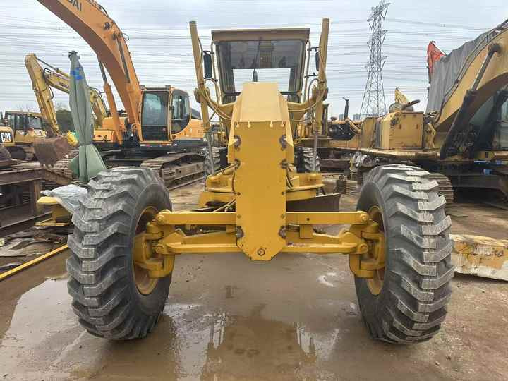 Low-price second-hand Cat Grader 140H with outstanding performance Carterpillarused 140H grader for sale - Grader: bilde 4 Low-price second-hand Cat Grader 140H with outstanding performance Carterpillarused 140H grader for sale - Grader: bilde 4
