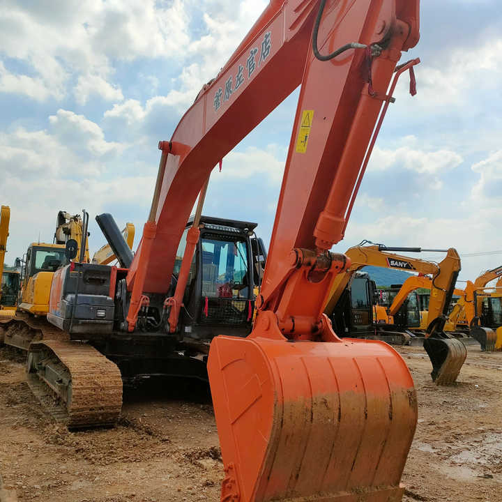 Original Japan Hitachi ZX240 Excavator Hitachi Excavator in Low Price for Hot Sale - Beltegraver: bilde 5 Original Japan Hitachi ZX240 Excavator Hitachi Excavator in Low Price for Hot Sale - Beltegraver: bilde 5