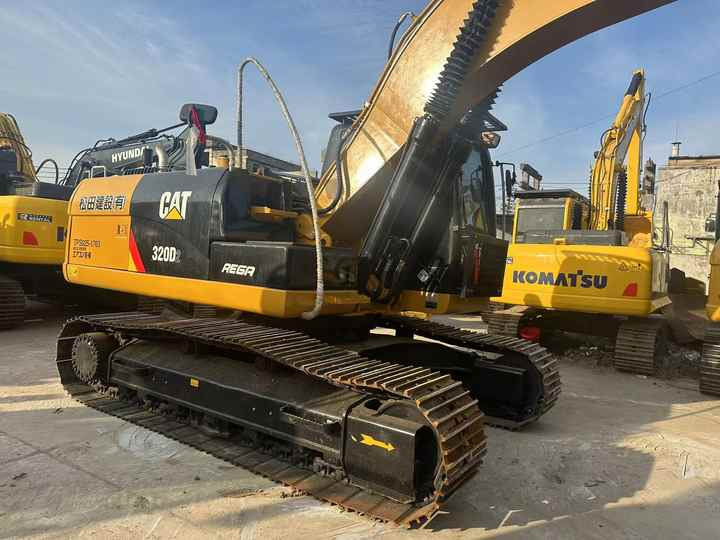 Second Hand Excavator 320D Used Low Price Caterpillar CAT 312D 315D 320D 325D in Good Condition - Beltegraver: bilde 4 Second Hand Excavator 320D Used Low Price Caterpillar CAT 312D 315D 320D 325D in Good Condition - Beltegraver: bilde 4