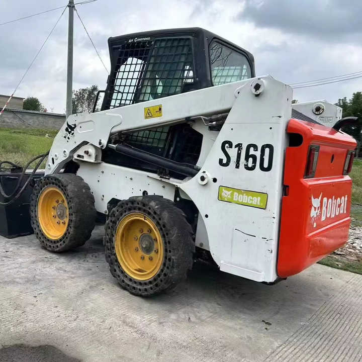 USED BOBCAT S160 Skid-steer Loader with Very Good Performance Is for Sale at a Low Price. - Kompaktlaster: bilde 1 USED BOBCAT S160 Skid-steer Loader with Very Good Performance Is for Sale at a Low Price. - Kompaktlaster: bilde 1