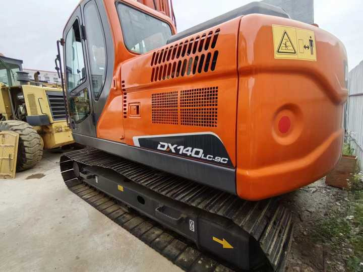 Used Digger DOOSAN DX140 Construction Machinery Construction Digger Used DOOSAN DX140 Cheap Excavator - Beltegraver: bilde 4 Used Digger DOOSAN DX140 Construction Machinery Construction Digger Used DOOSAN DX140 Cheap Excavator - Beltegraver: bilde 4