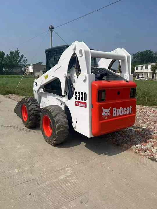 Very Low Price American Brand Used Bobcat S330 Skid Steer Loader with Superior Performance for Sale S160/S180/S300 in Stock - Kompaktlaster: bilde 4 Very Low Price American Brand Used Bobcat S330 Skid Steer Loader with Superior Performance for Sale S160/S180/S300 in Stock - Kompaktlaster: bilde 4