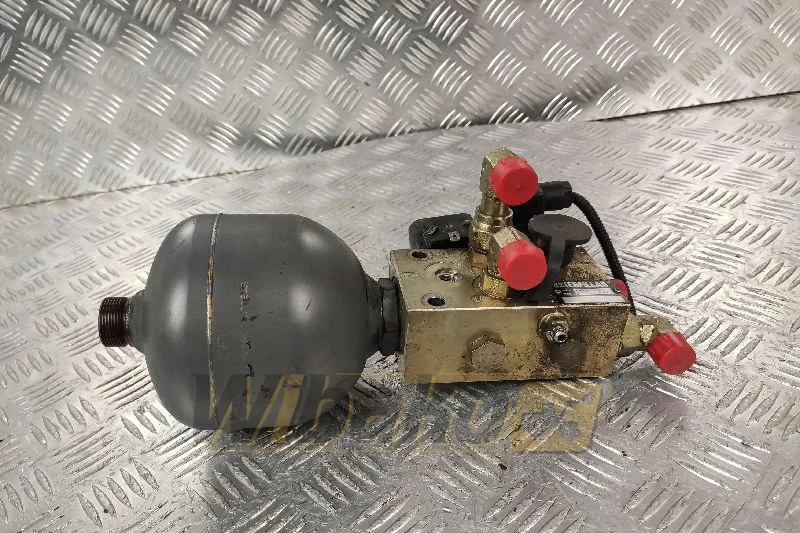 Caterpillar 113-7348 W2Z-1412 - Hydraulisk ventil for Bygg og anlegg: bilde 1 Caterpillar 113-7348 W2Z-1412 - Hydraulisk ventil for Bygg og anlegg: bilde 1