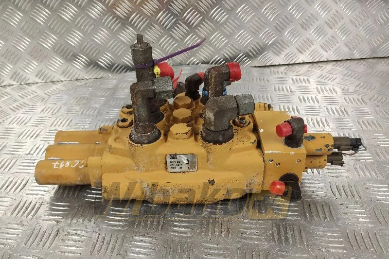 Caterpillar M12Z 062 421-5477 - Hydraulisk ventil for Bygg og anlegg: bilde 1 Caterpillar M12Z 062 421-5477 - Hydraulisk ventil for Bygg og anlegg: bilde 1