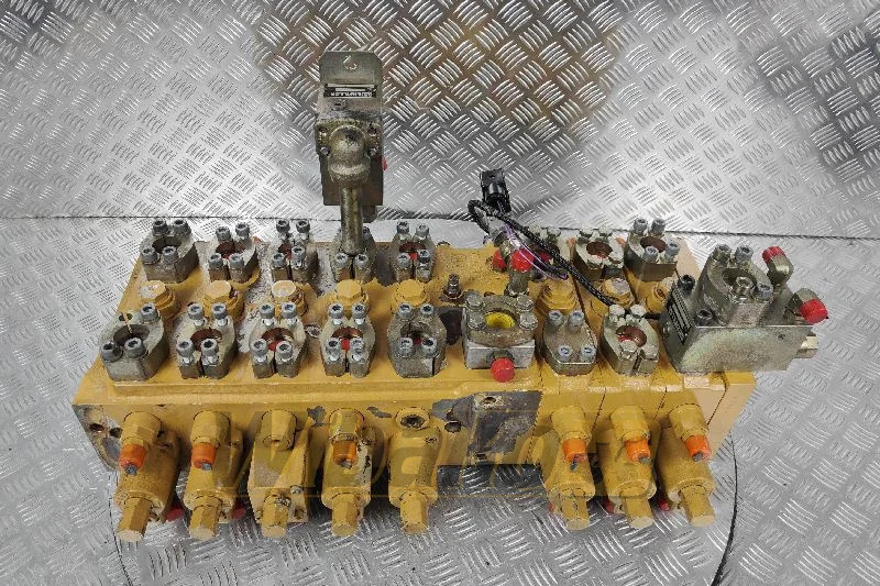 Caterpillar M7-1141-01/5M7-22 171-1971/00959819 - Hydraulisk ventil for Bygg og anlegg: bilde 2 Caterpillar M7-1141-01/5M7-22 171-1971/00959819 - Hydraulisk ventil for Bygg og anlegg: bilde 2