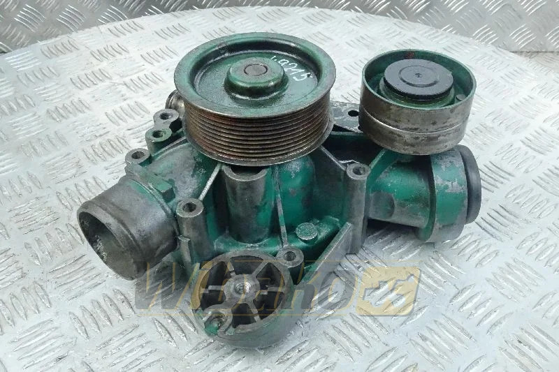 Deutz 04901740 - Vannpumpe: bilde 1 Deutz 04901740 - Vannpumpe: bilde 1