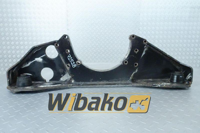 Engine mount for engine Perkins 2006 - Motor og deler for Bygg og anlegg: bilde 1 Engine mount for engine Perkins 2006 - Motor og deler for Bygg og anlegg: bilde 1
