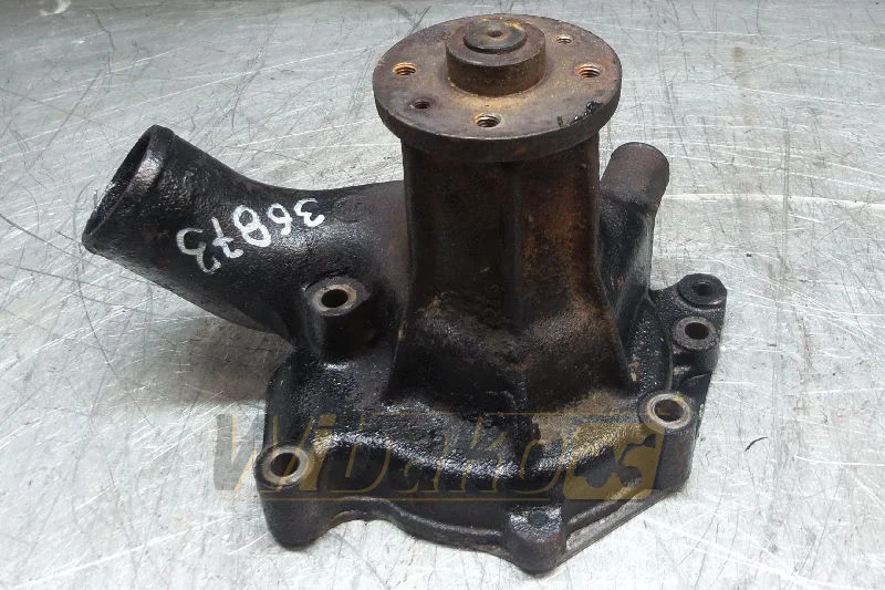 Isuzu 6BD1TLE-05 - Vannpumpe: bilde 1 Isuzu 6BD1TLE-05 - Vannpumpe: bilde 1