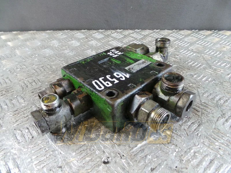 ZF 7730900117 - Hydraulisk ventil for Bygg og anlegg: bilde 1 ZF 7730900117 - Hydraulisk ventil for Bygg og anlegg: bilde 1