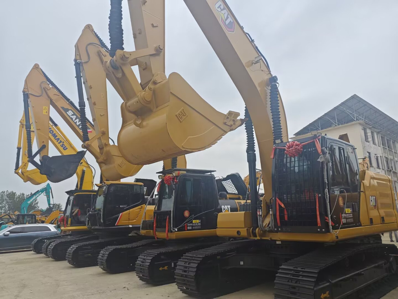 Bygg og anlegg 卡特320: bilde 8