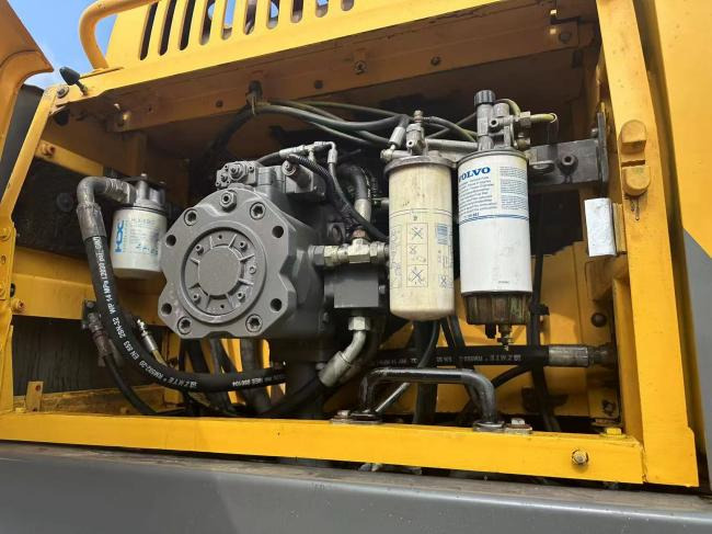 VOLVO EC480 - Beltegraver: bilde 4 VOLVO EC480 - Beltegraver: bilde 4