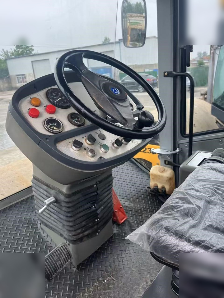 XCMG XS223J - Vals: bilde 2 XCMG XS223J - Vals: bilde 2