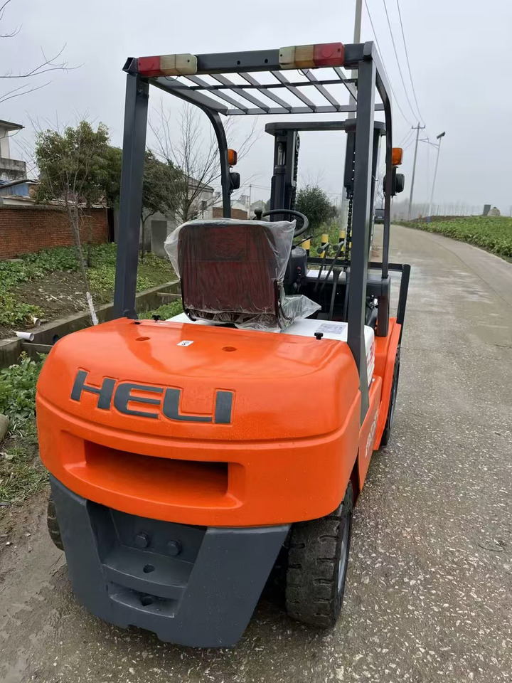 Heli 3-ton - Mastlift: bilde 5 Heli 3-ton - Mastlift: bilde 5